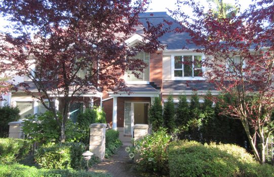 Townhouse - Burnaby BC