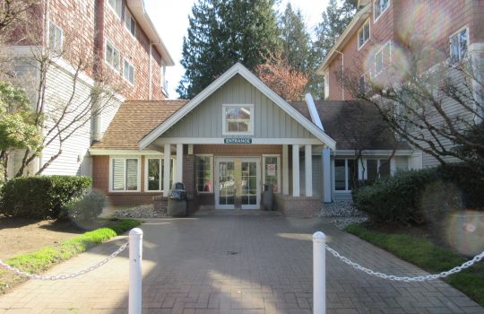Condo - Surrey, BC