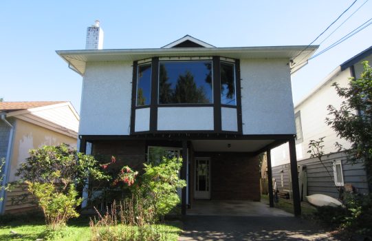 Single family - North Vancouver, BC