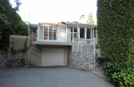 Single family - North Vancouver BC