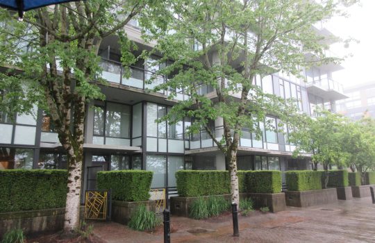 Townhouse - Burnaby, BC